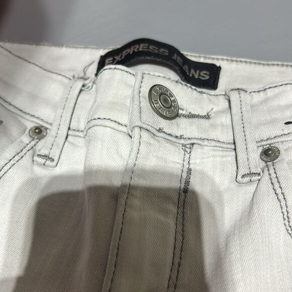 Express Mid Rise Legging Jeans - Picture 5 of 10